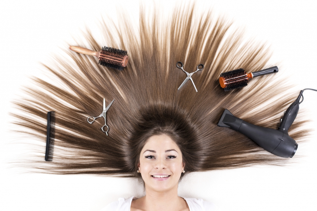 Посічені кінчики: як вилікувати волосся
